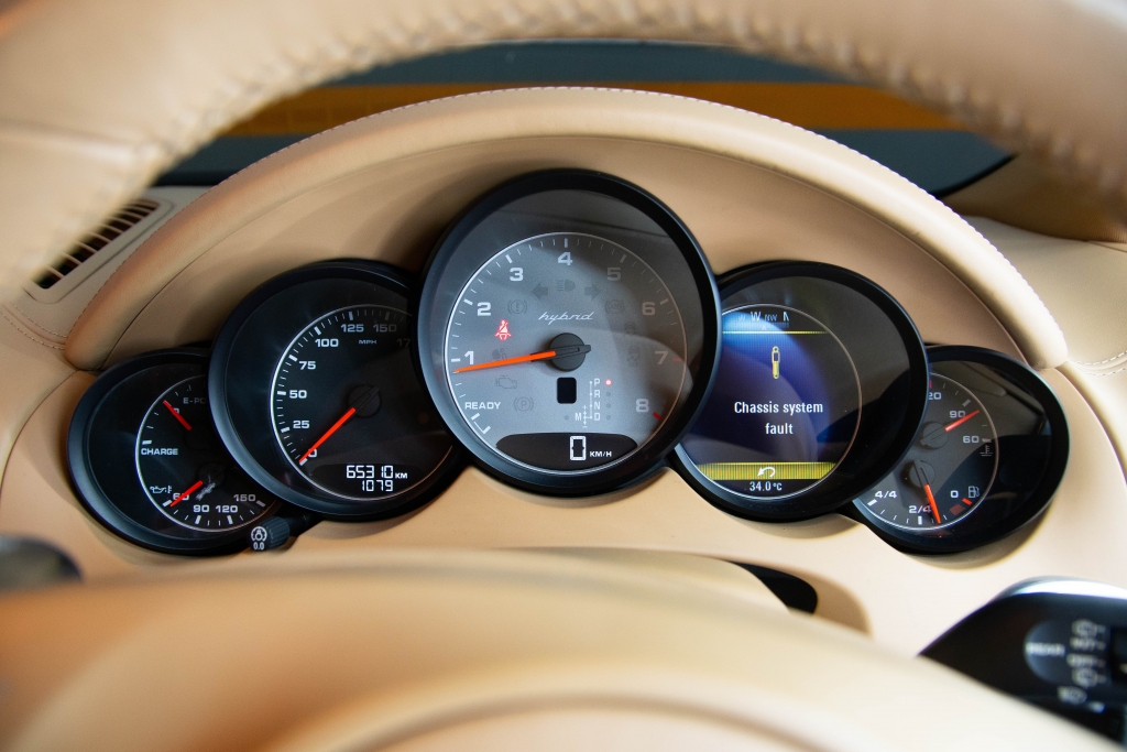 PORSCHE CAYENNE S HYBRID 3.0 V6 AT4WD. ปี 2014 #12