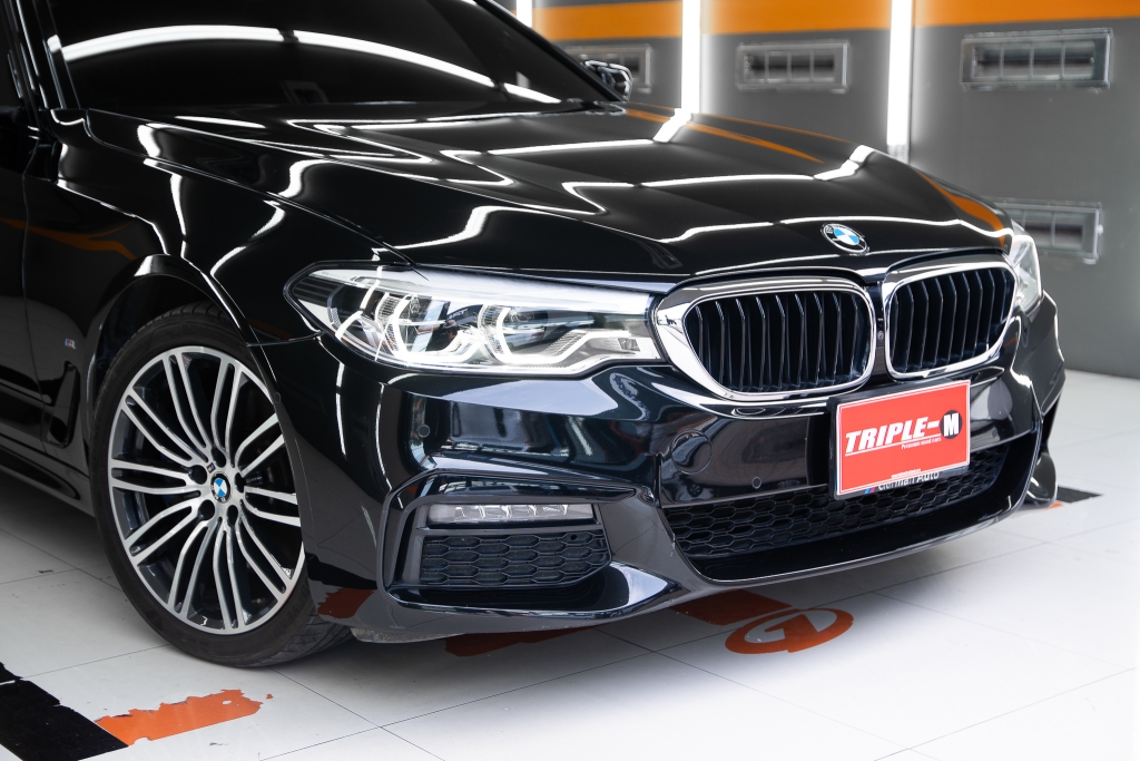 BMW SERIES 5 530e M sport AT ปี 2019 #13