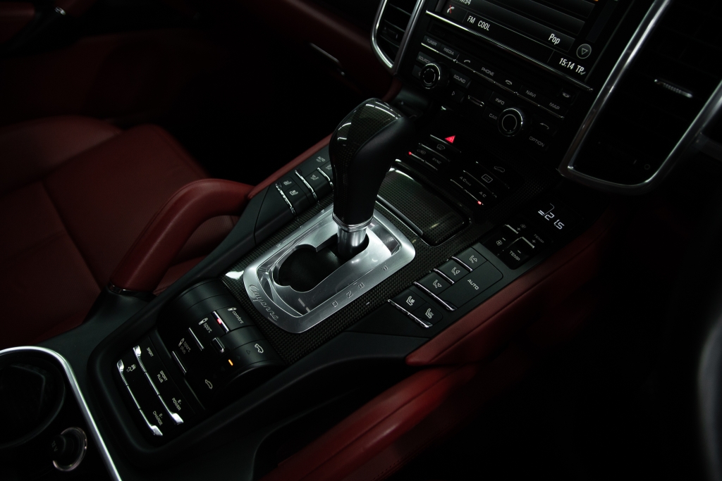 PORSCHE CAYENNE S E-Hybrid 3.0 V6 AT4WD. ปี 2015 #11