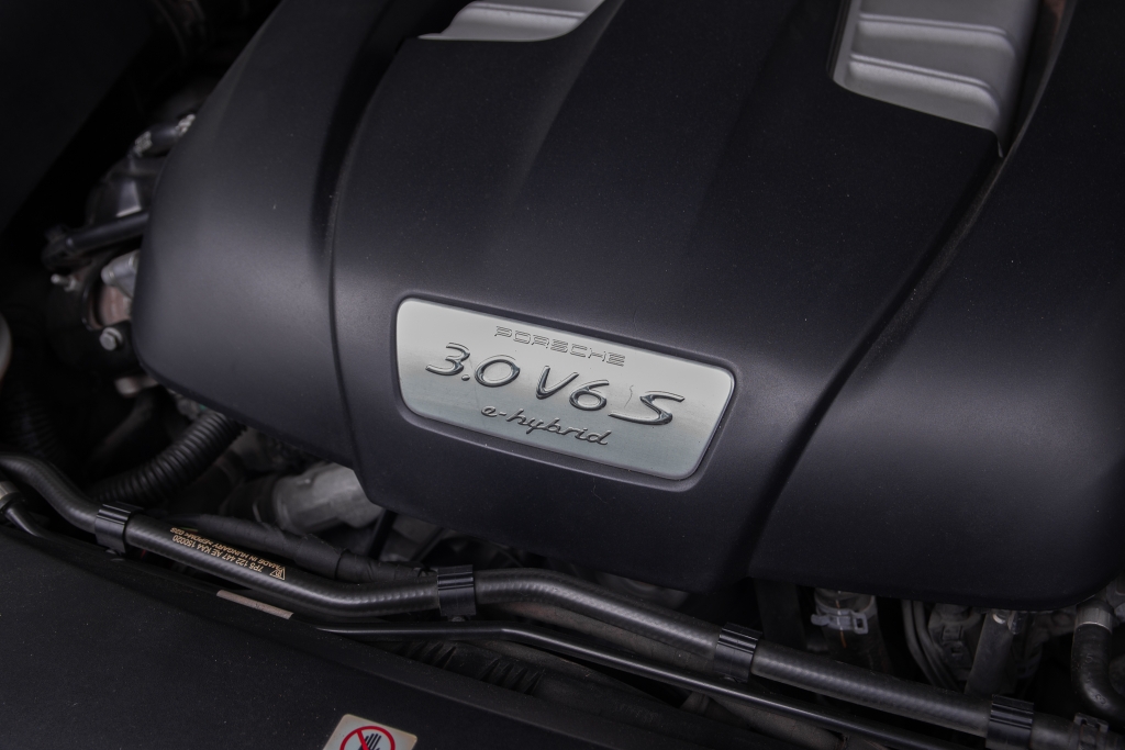 PORSCHE CAYENNE S E-Hybrid 3.0 V6 AT4WD. ปี 2016 #21