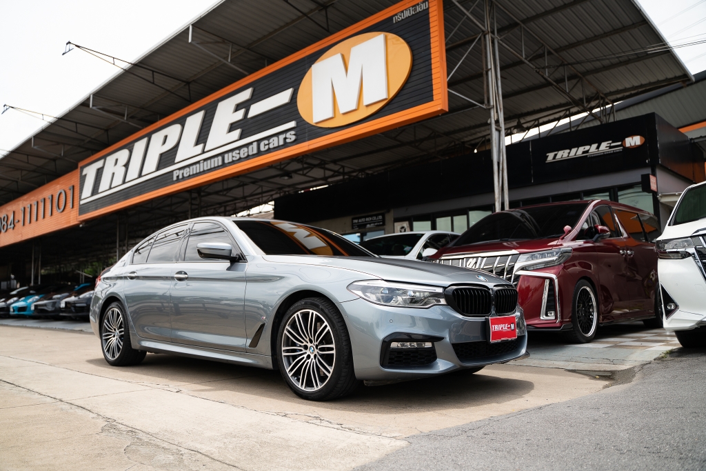 BMW SERIES 5 530e M sport AT ปี 2018 #2