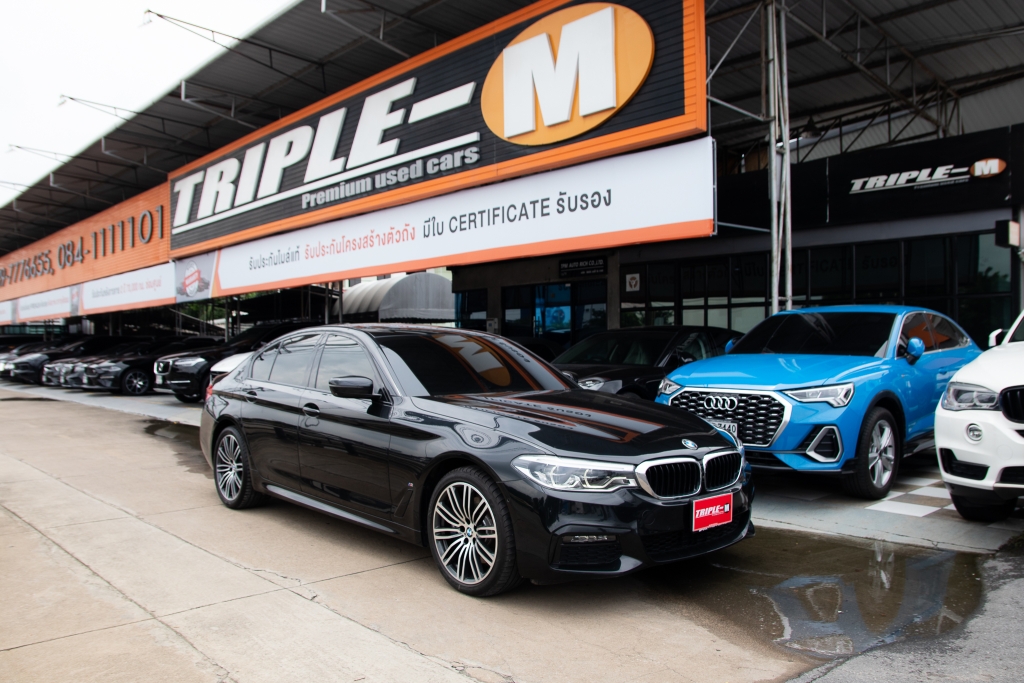 BMW SERIES 5 530e M sport AT ปี 2020 #2