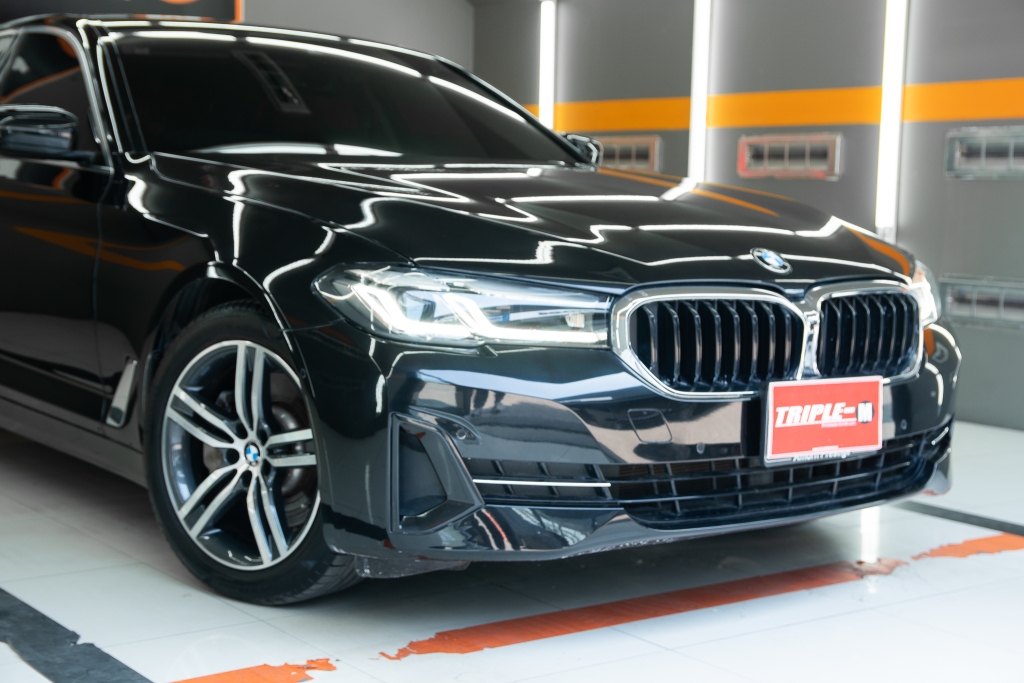 BMW SERIES 5 530e Elite AT ปี 2021 #4