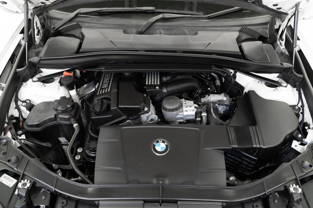 BMW X1 [xDrive] 18i AT ปี 2012 #16