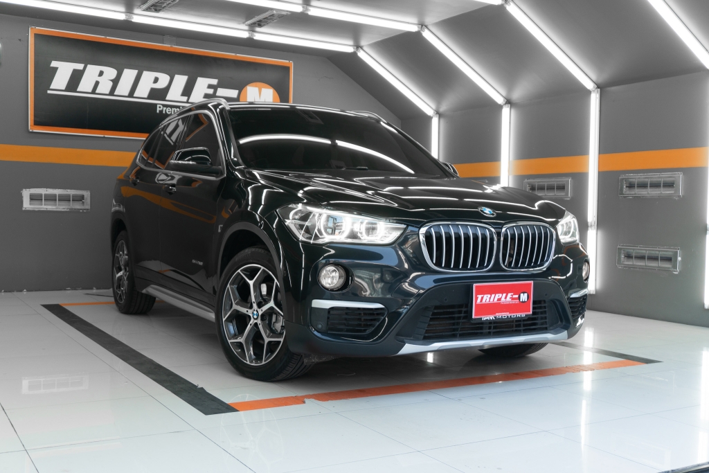 BMW X1 sDrive 18i AT ปี 2016 #3