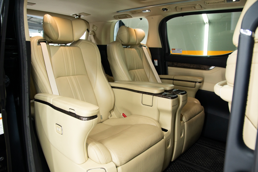 TOYOTA ALPHARD 3.5 Executive Lounge AT ปี 2018 #8