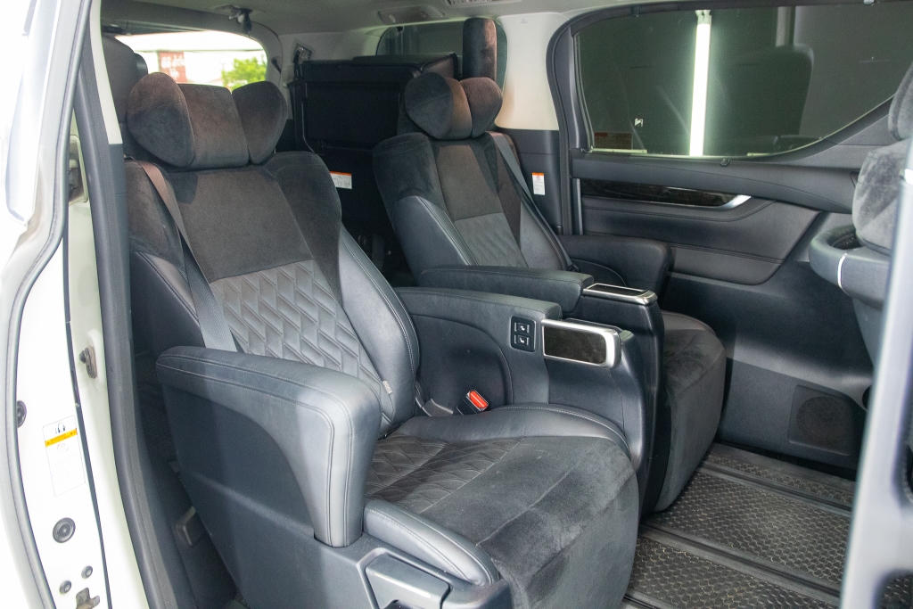 TOYOTA ALPHARD 2.5 SC Package AT ปี 2015 #8