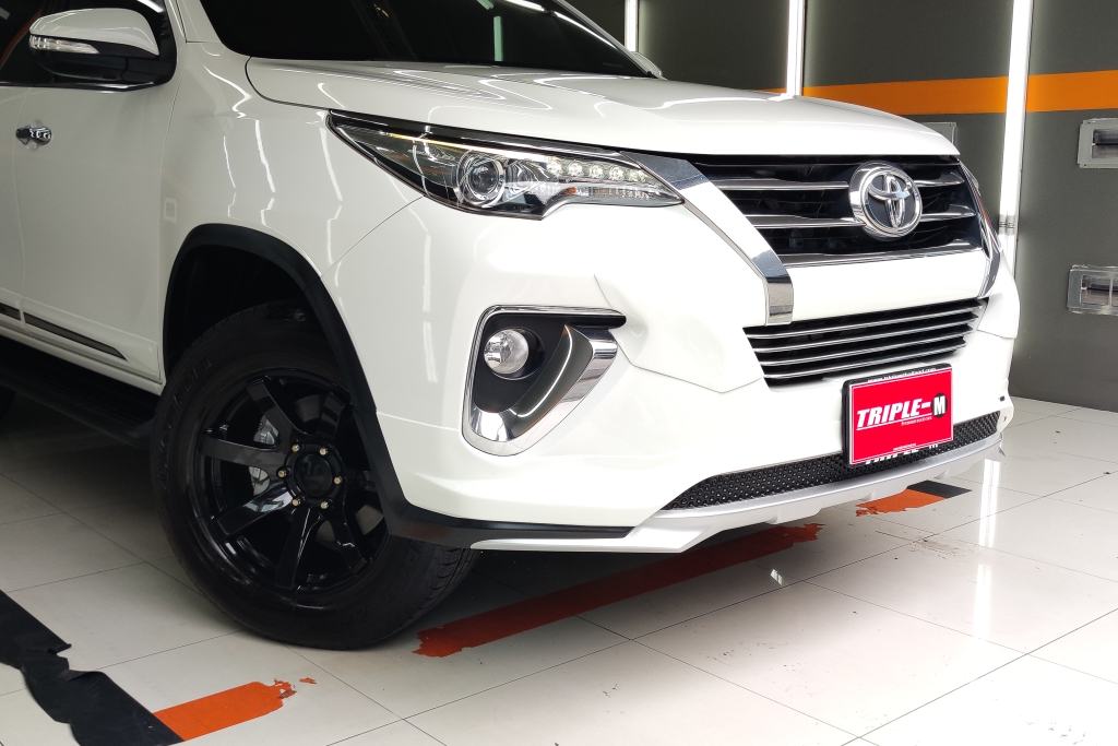 TOYOTA FORTUNER 2.8 [V] AT4WD. ปี 2016 #5