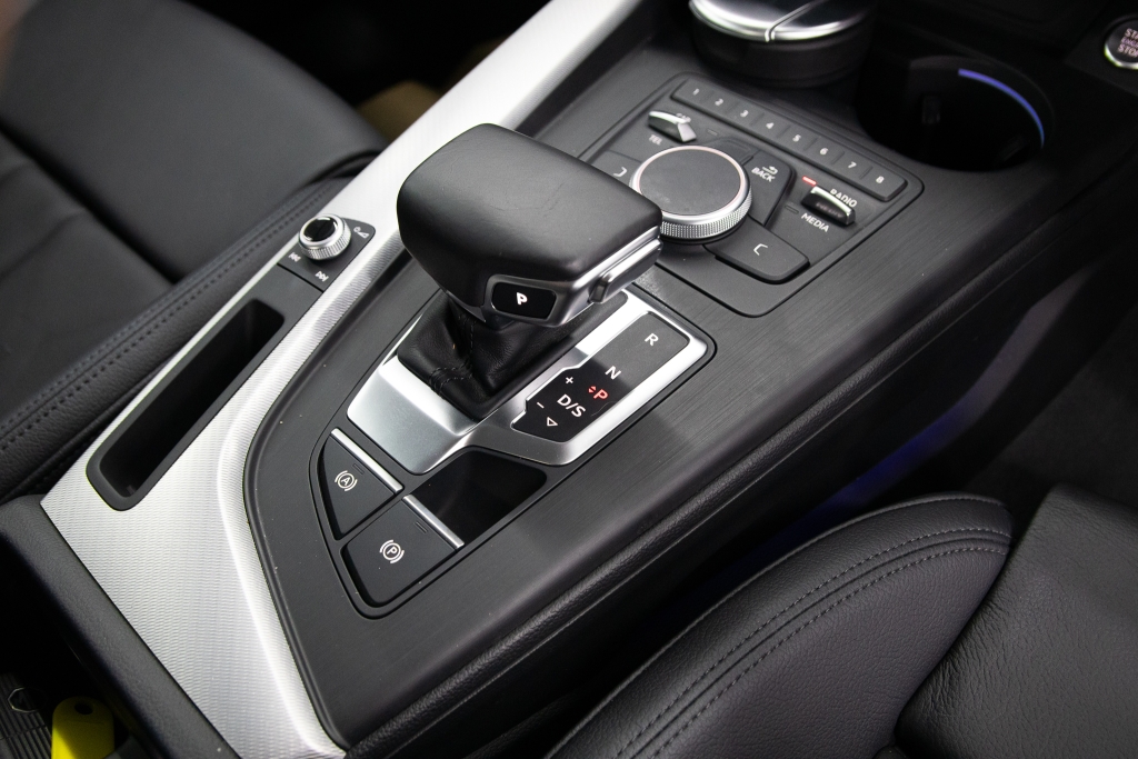 AUDI A4 2.0 TFSI AT ปี 2017 #11