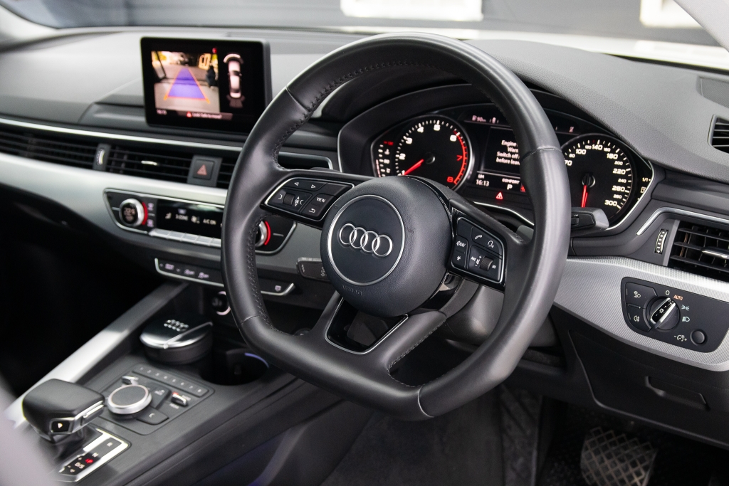 AUDI A4 2.0 TFSI AT ปี 2017 #12
