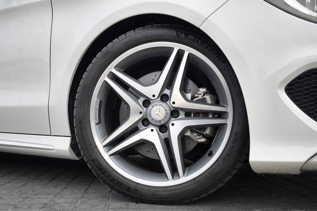 MERCEDES-BENZ CLA-CLASS CLA 250 AT ปี 2015 #3