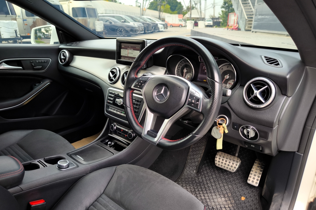MERCEDES-BENZ CLA-CLASS CLA 250 AT ปี 2015 #5