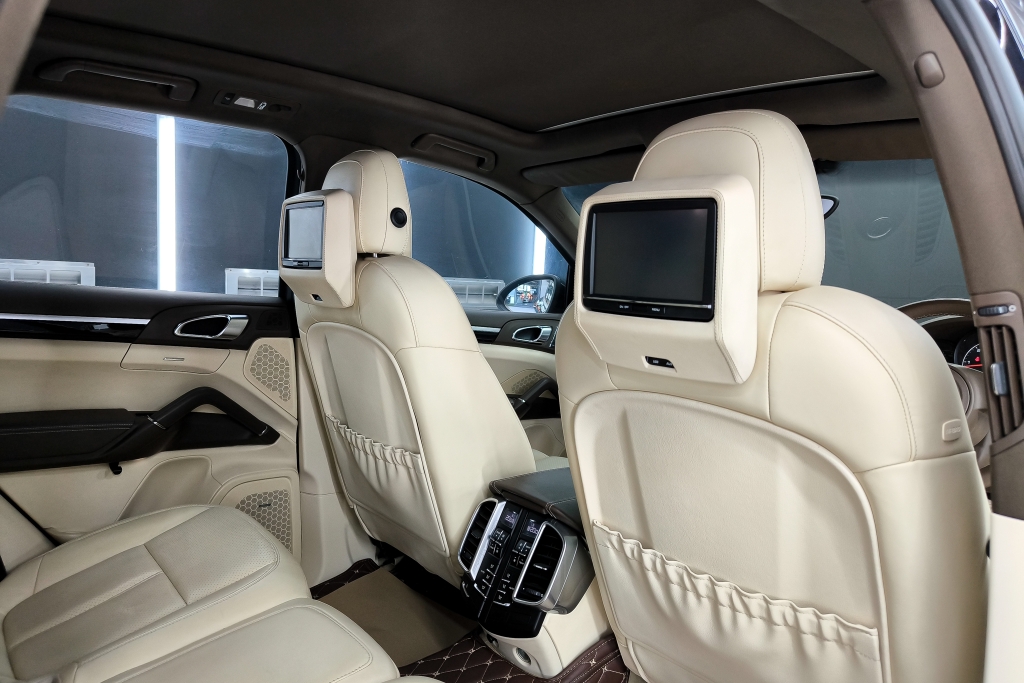 PORSCHE CAYENNE Diesel 3.0 [V6] AT ปี 2012 #7