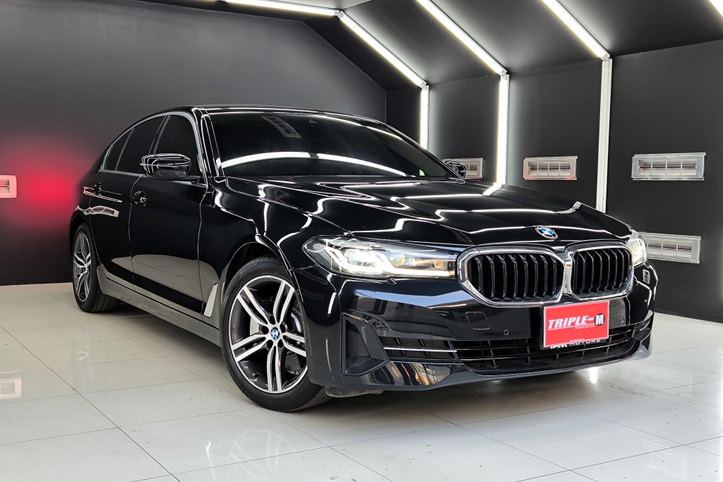 BMW SERIES 5 530e Elite AT ปี 2021 #2