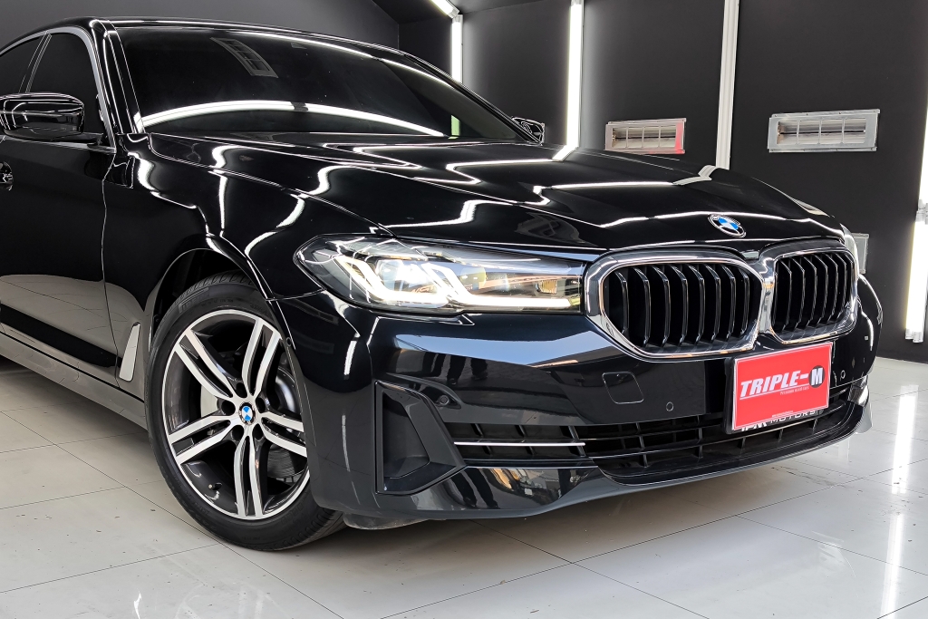 BMW SERIES 5 530e Elite AT ปี 2021 #4