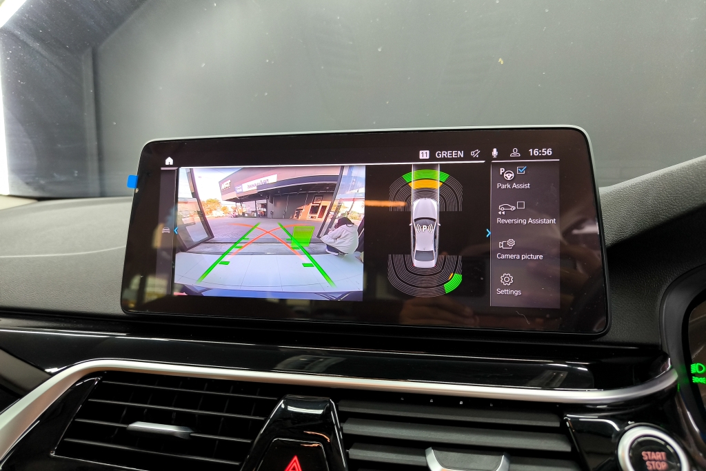 BMW SERIES 5 530e Elite AT ปี 2021 #9