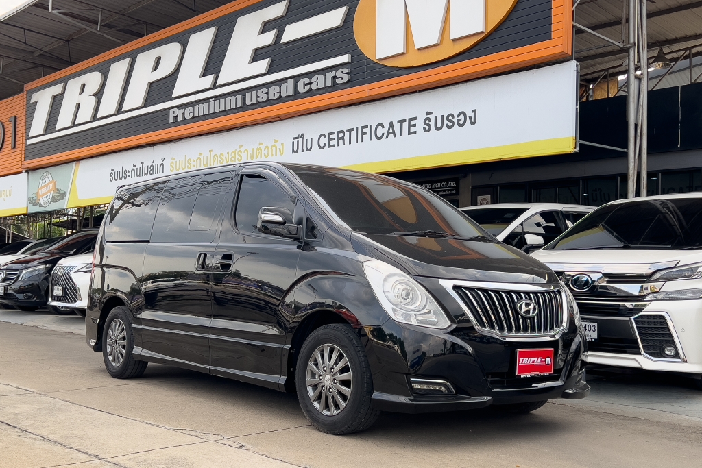 HYUNDAI H-1 โฉมปี (08-17) 2.5 CRDi [Elite] AT ปี 2017 ราคา 678,000.- (#C2025031402)