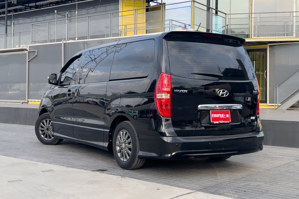 HYUNDAI H-1 2.5 CRDi [Elite] AT ปี 2017 #3