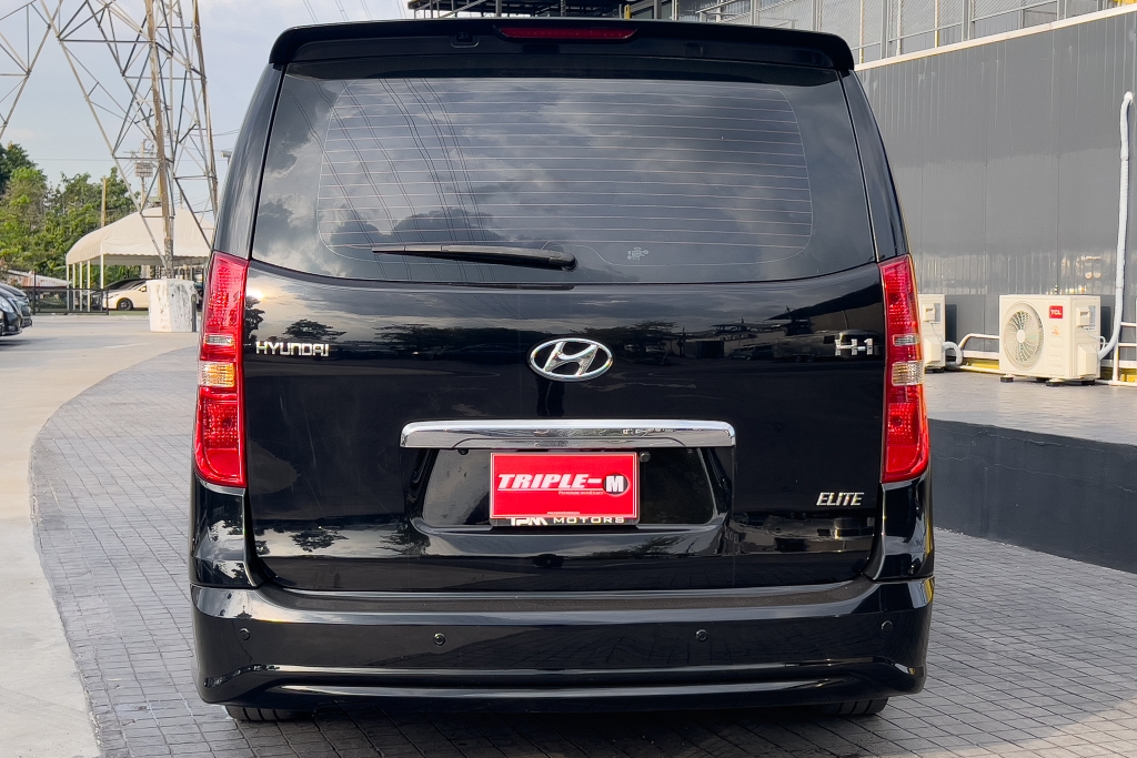 HYUNDAI H-1 2.5 CRDi [Elite] AT ปี 2017 #6