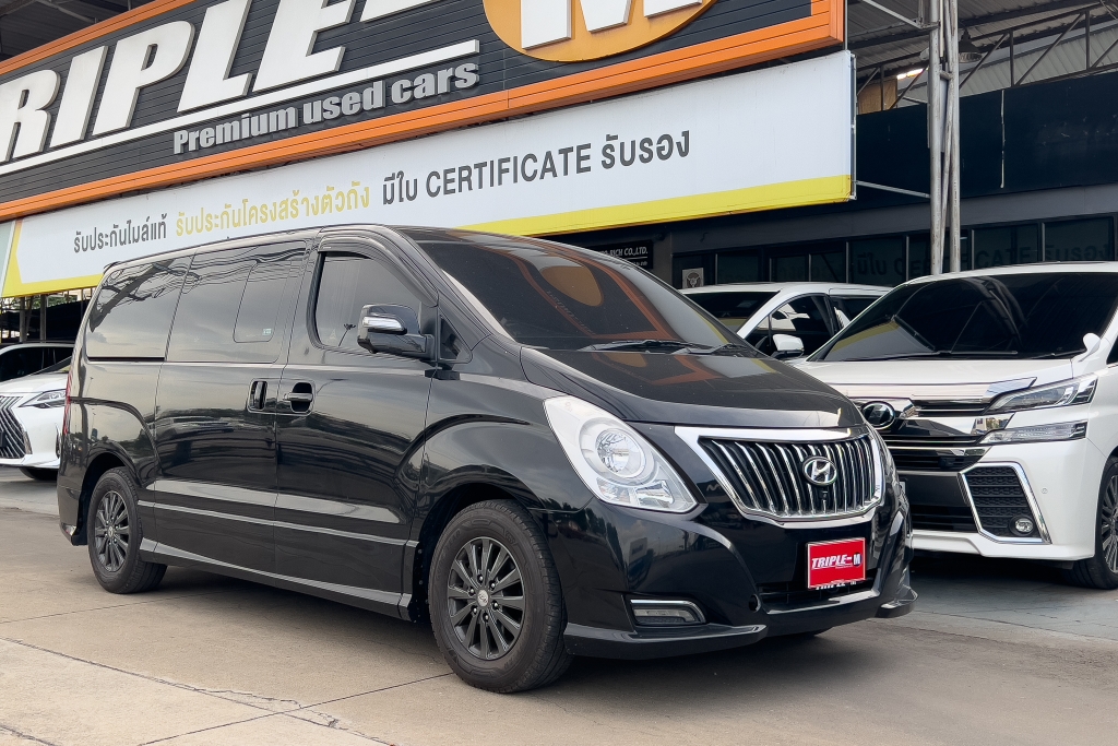 HYUNDAI H-1 โฉมปี (08-17) 2.5 [MAESTO DELUXE] AT ปี 2017 ราคา 808,000.- (#C2025031403)