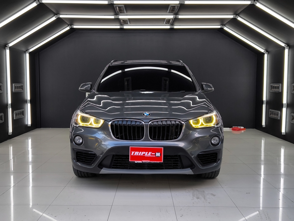 BMW X1 sDrive 18i AT ปี 2019 #12