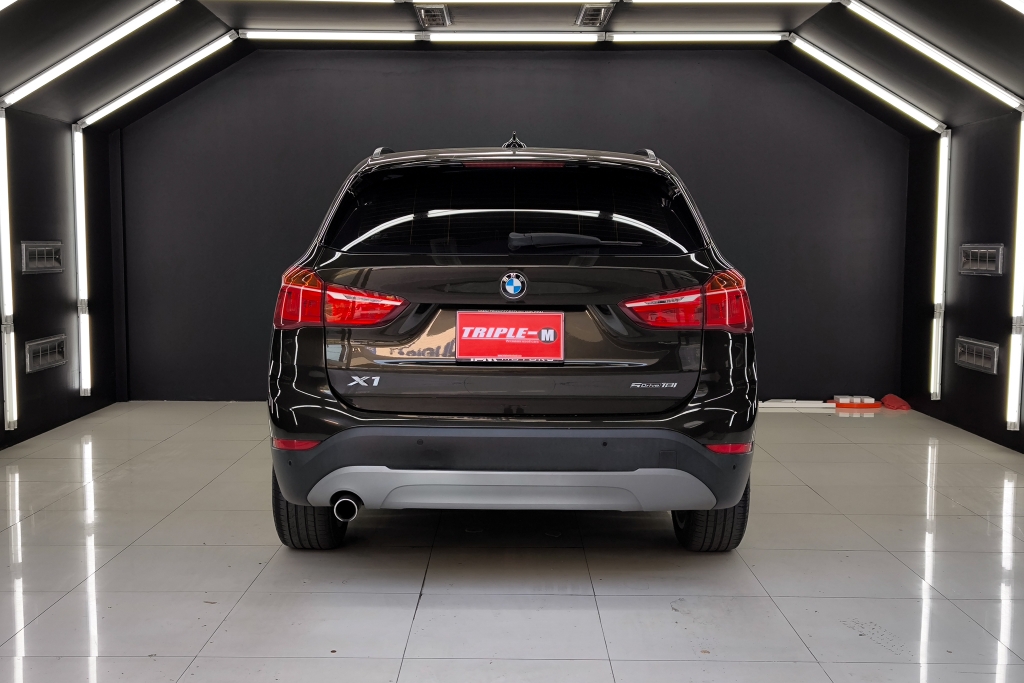 BMW X1 sDrive 18i AT ปี 2020 #7