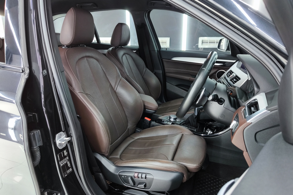 BMW X1 [sDrive] 20d AT ปี 2019 #7