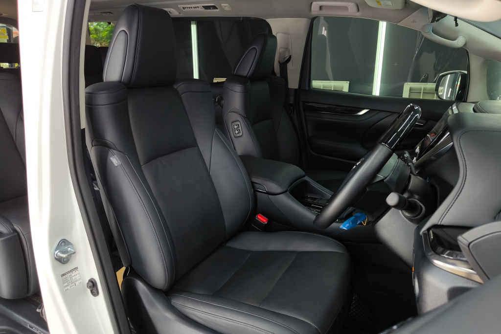 TOYOTA ALPHARD 2.5 S C Package AT ปี 2022 #6