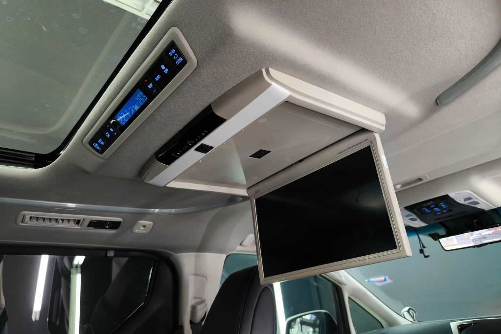TOYOTA ALPHARD 2.5 S C Package AT ปี 2022 #8