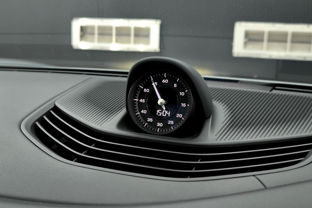 PORSCHE TAYCAN Turbo S 4WD AT4WD. ปี 2020 #9