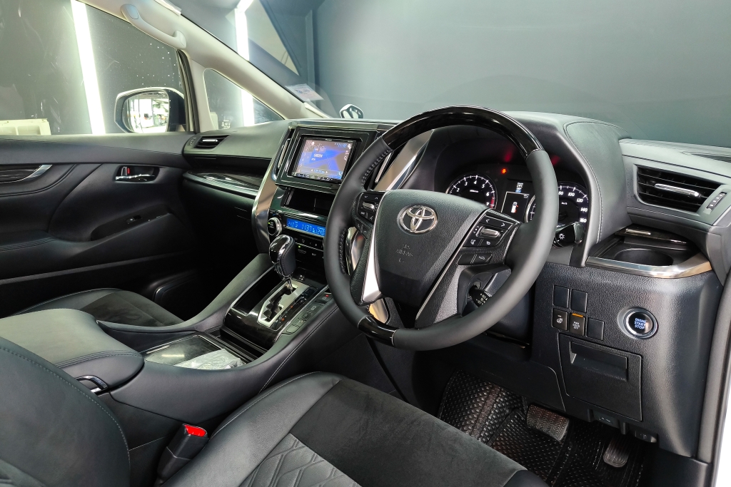 TOYOTA ALPHARD 2.5 S C Package AT ปี 2015 #5