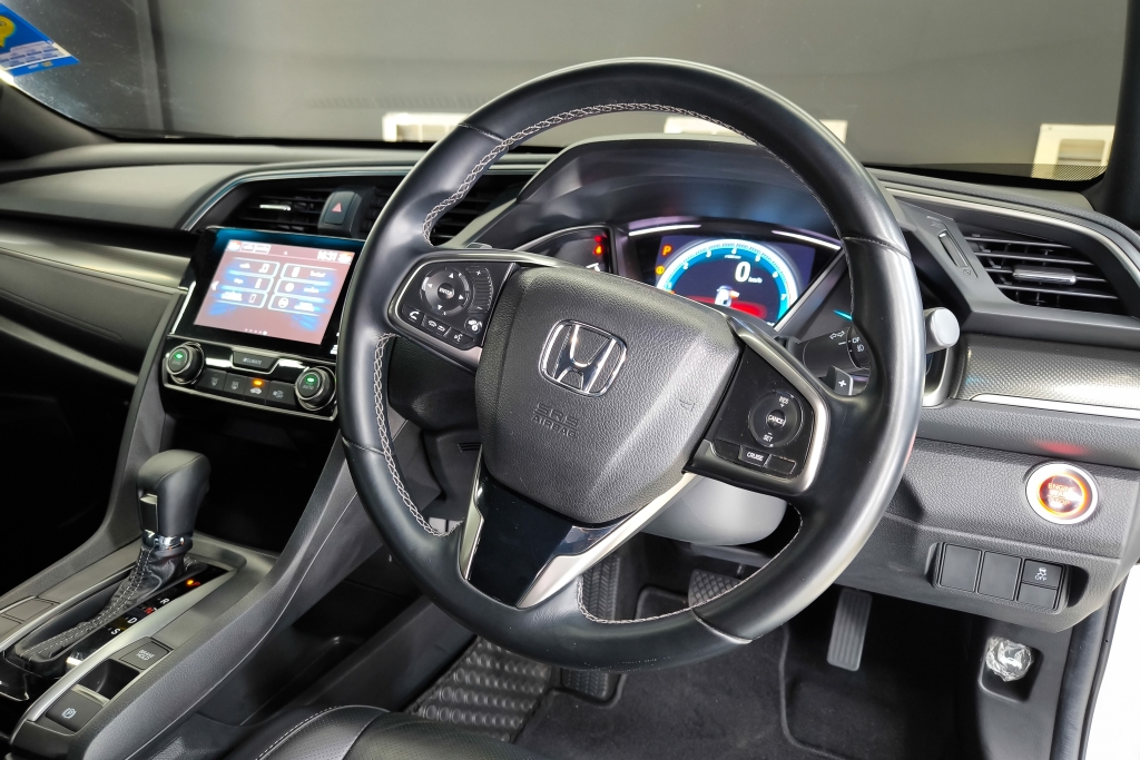 HONDA CIVIC VTEC 1.5 [TURBO] AT ปี 2017 #10