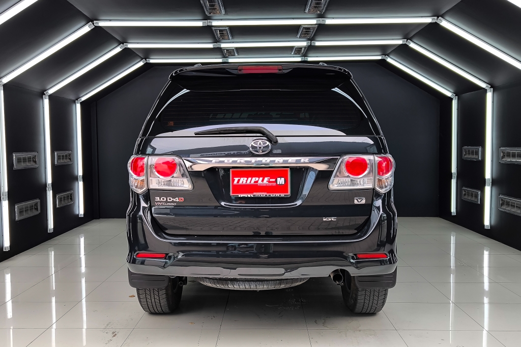 TOYOTA FORTUNER 3.0 [V] AT ปี 2011 #15