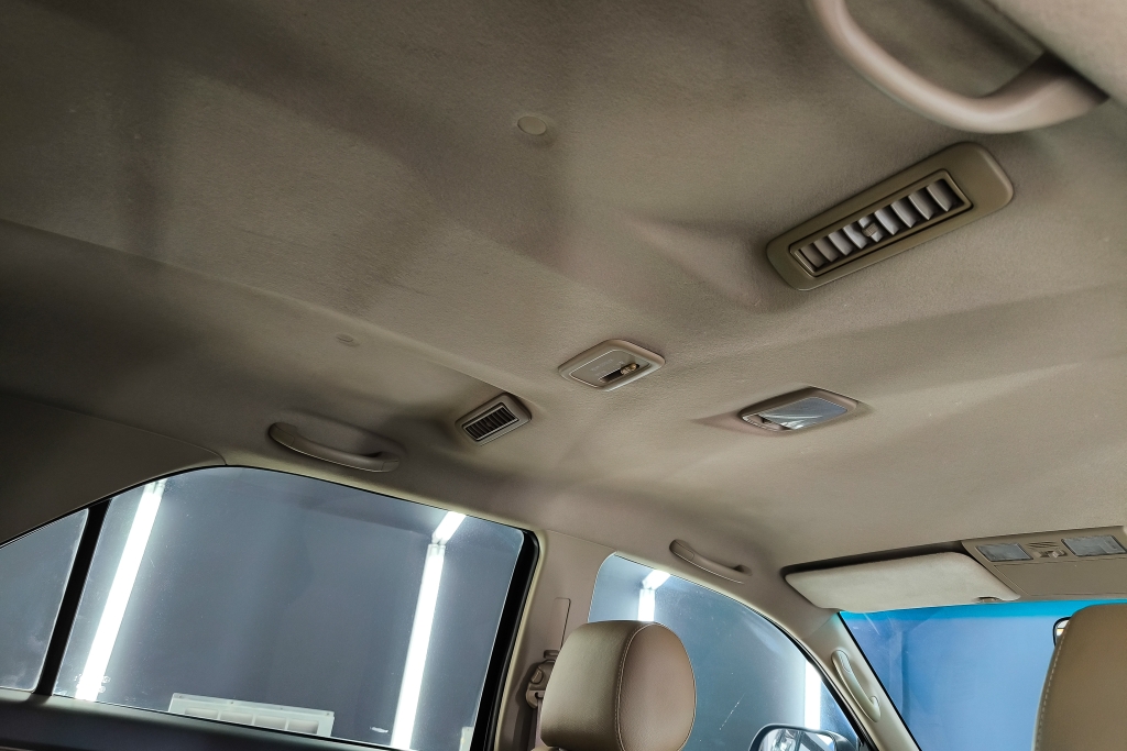 TOYOTA FORTUNER 3.0 [V] AT ปี 2011 #16