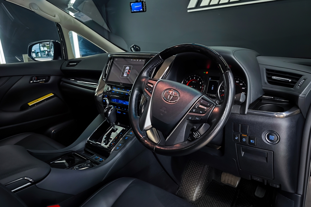 TOYOTA ALPHARD 2.5 S C Package AT ปี 2023 #5
