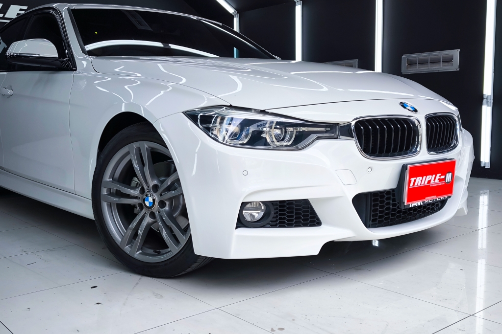 BMW SERIES 3 330e AT ปี 2017 #4