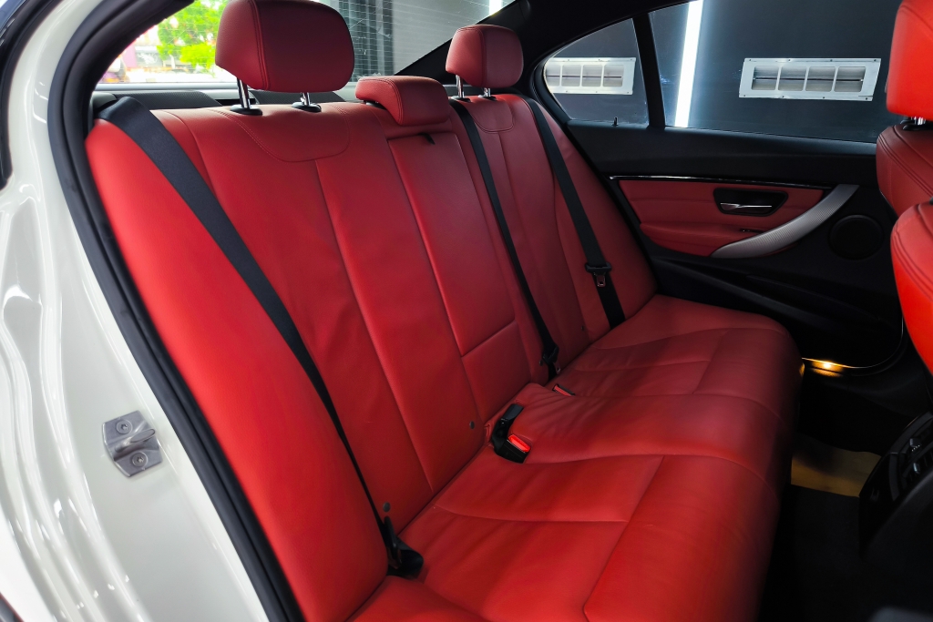 BMW SERIES 3 330e AT ปี 2017 #7