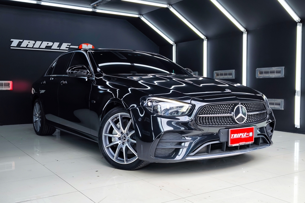 MERCEDES-BENZ E-CLASS E 300 e AMG Dynamic AT ปี 2022 #2