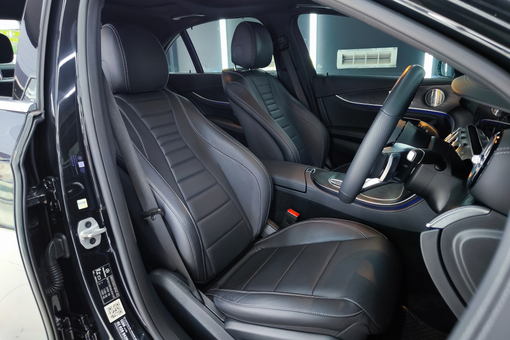 MERCEDES-BENZ E-CLASS E 300 e AMG Dynamic AT ปี 2022 #6