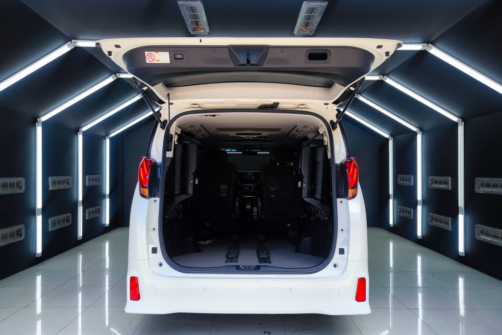 TOYOTA ALPHARD 2.5 SC Package AT ปี 2015 #17