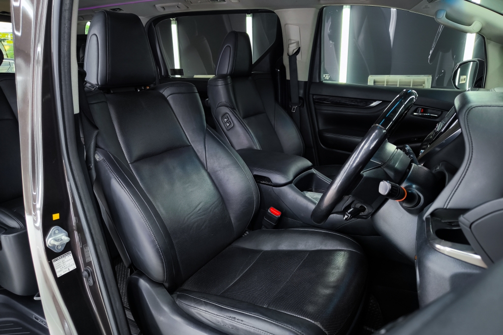 TOYOTA ALPHARD 2.5 S C Package AT ปี 2018 #5