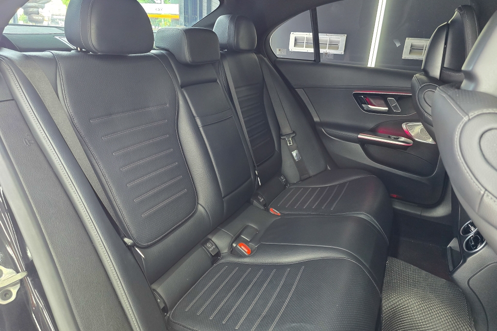 MERCEDES-BENZ C-CLASS C 220d AMG Dynamic AT ปี 2022 #7