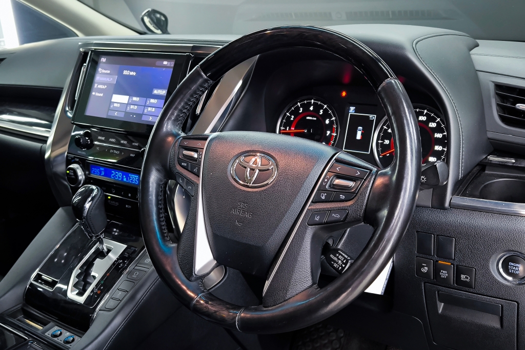 TOYOTA ALPHARD 2.5 S C Package AT ปี 2020 #11