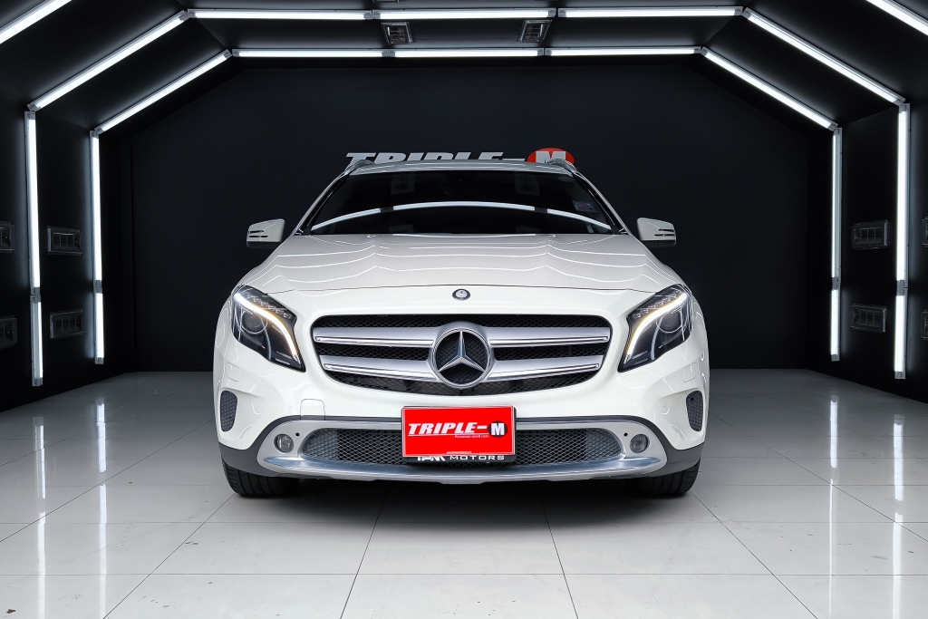 MERCEDES-BENZ GLA-CLASS GLA 200 AT ปี 2015 #11