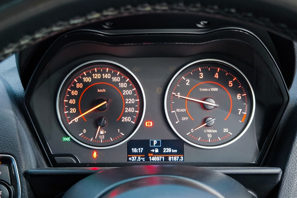 BMW SERIES 1 118i AT ปี 2018 #12