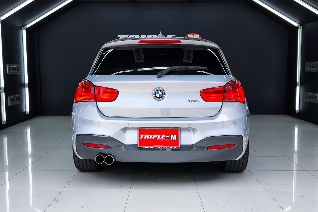 BMW SERIES 1 118i AT ปี 2018 #15