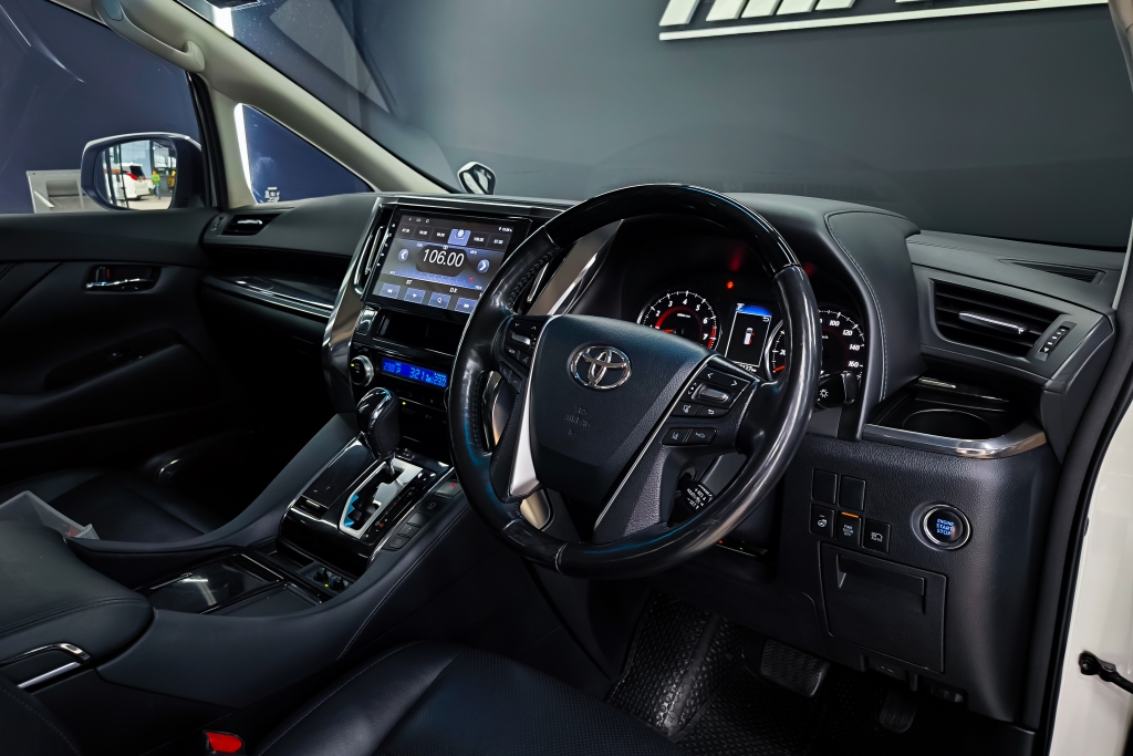 TOYOTA ALPHARD 2.5 S C Package AT ปี 2019 #5