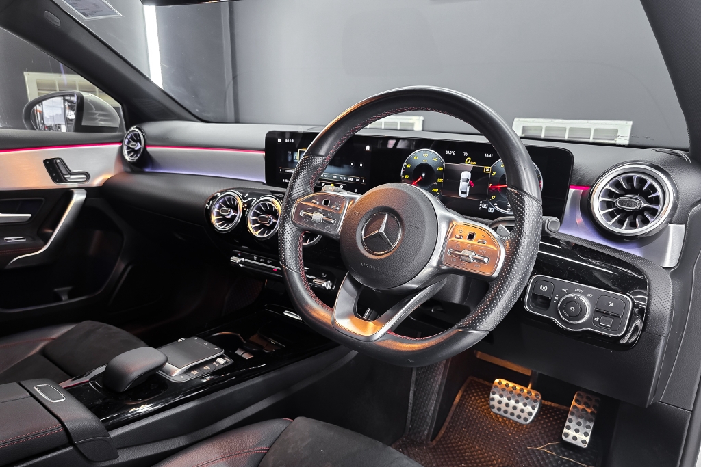 MERCEDES-BENZ A-CLASS A 200 AMG Dynamic AT ปี 2024 #5