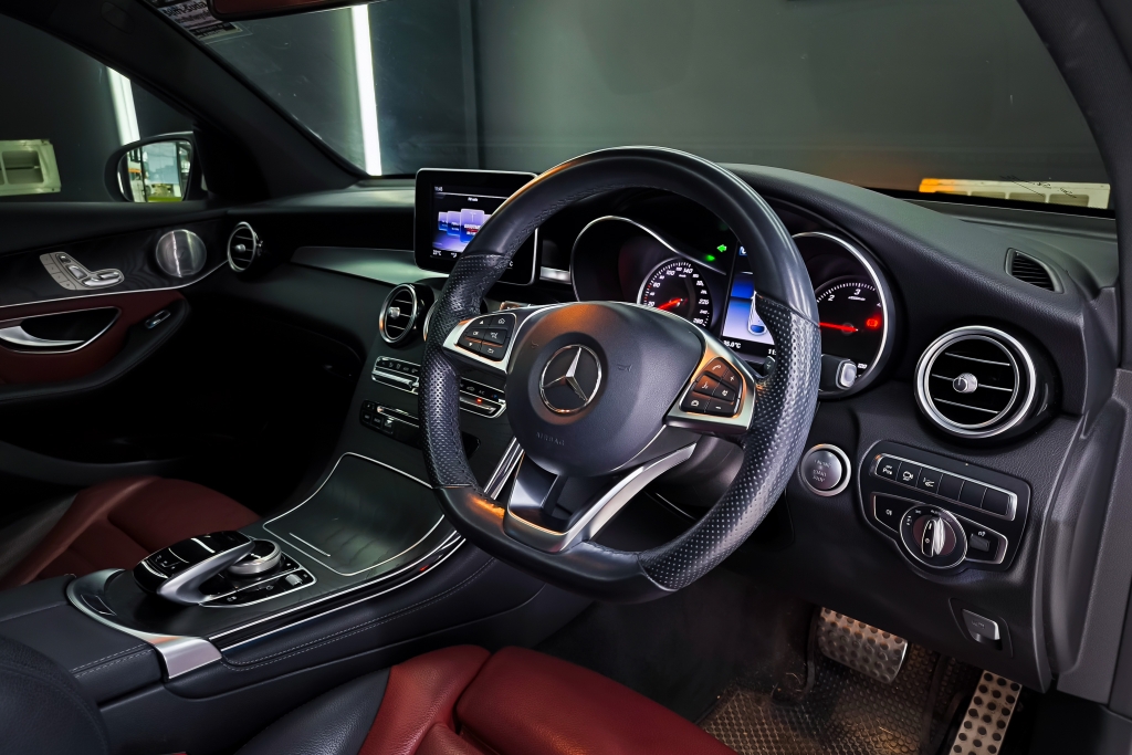 MERCEDES-BENZ GLC-CLASS GLC 250d AT ปี 2018 #5