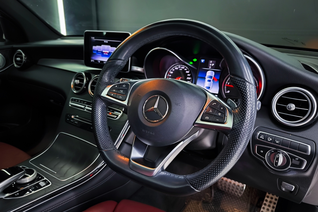 MERCEDES-BENZ GLC-CLASS GLC 250d AT ปี 2018 #11
